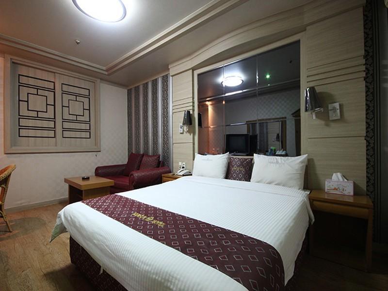 Ns Hotel Changwon Exterior foto