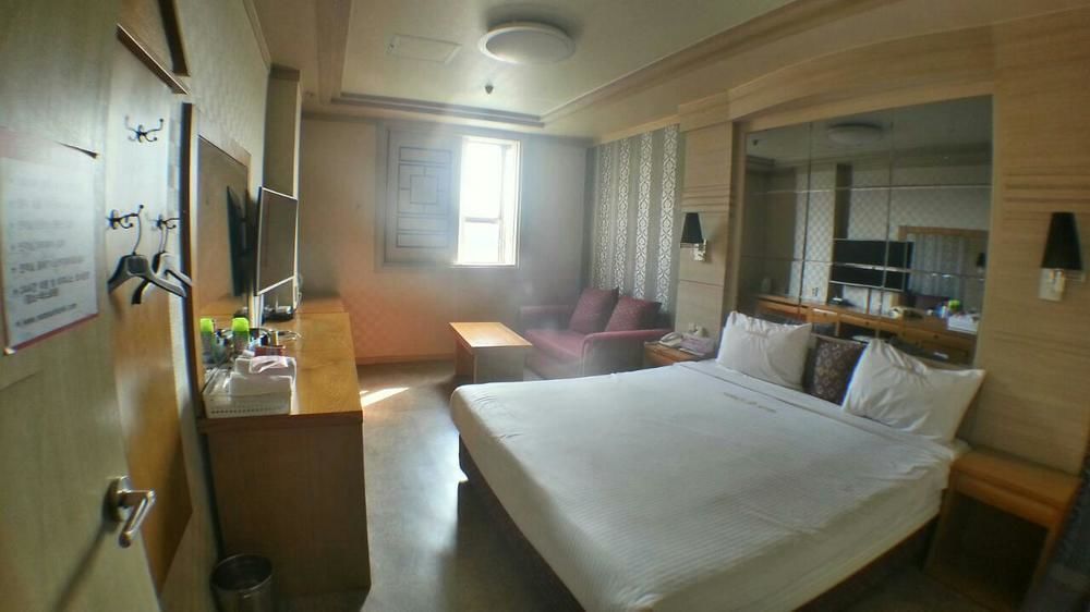 Ns Hotel Changwon Exterior foto